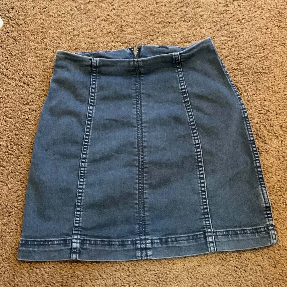 Denim skirt from urban outfitters, size 4
